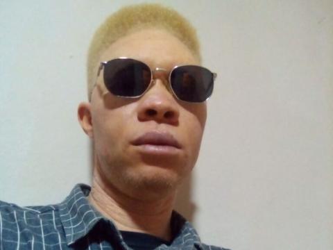 Mohamed Osman Kamara, Albino President Mohamed Osman Kamara, Albino President
