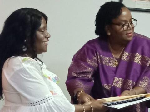 L-R: New SG and outgoing SG at a handing over ceremony L-R: New SG and outgoing SC at a handing over ceremony
