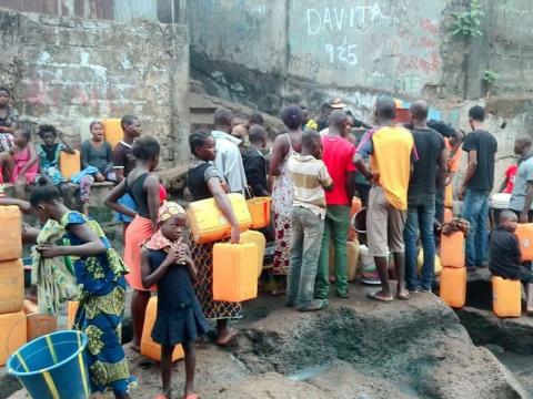 Long queues for water are a common scene in Freetown Long queues for water are a common scene in Freetown