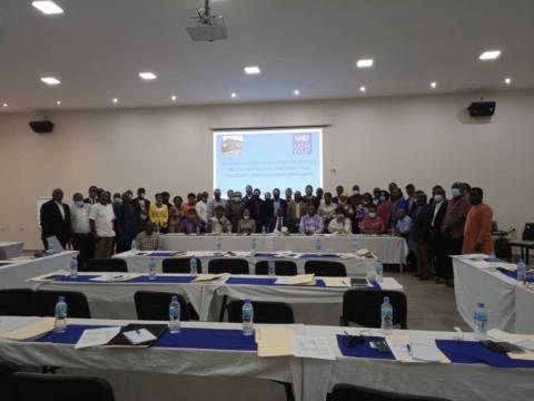 Parliamentarians and CSOs at the meeting in Freetown Parliamentarians and CSOs at the meeting in Freetown