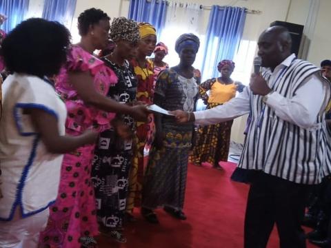 Presenting the Customary Land Rights Act to the people Presenting the Customary Land Rights Act to the people